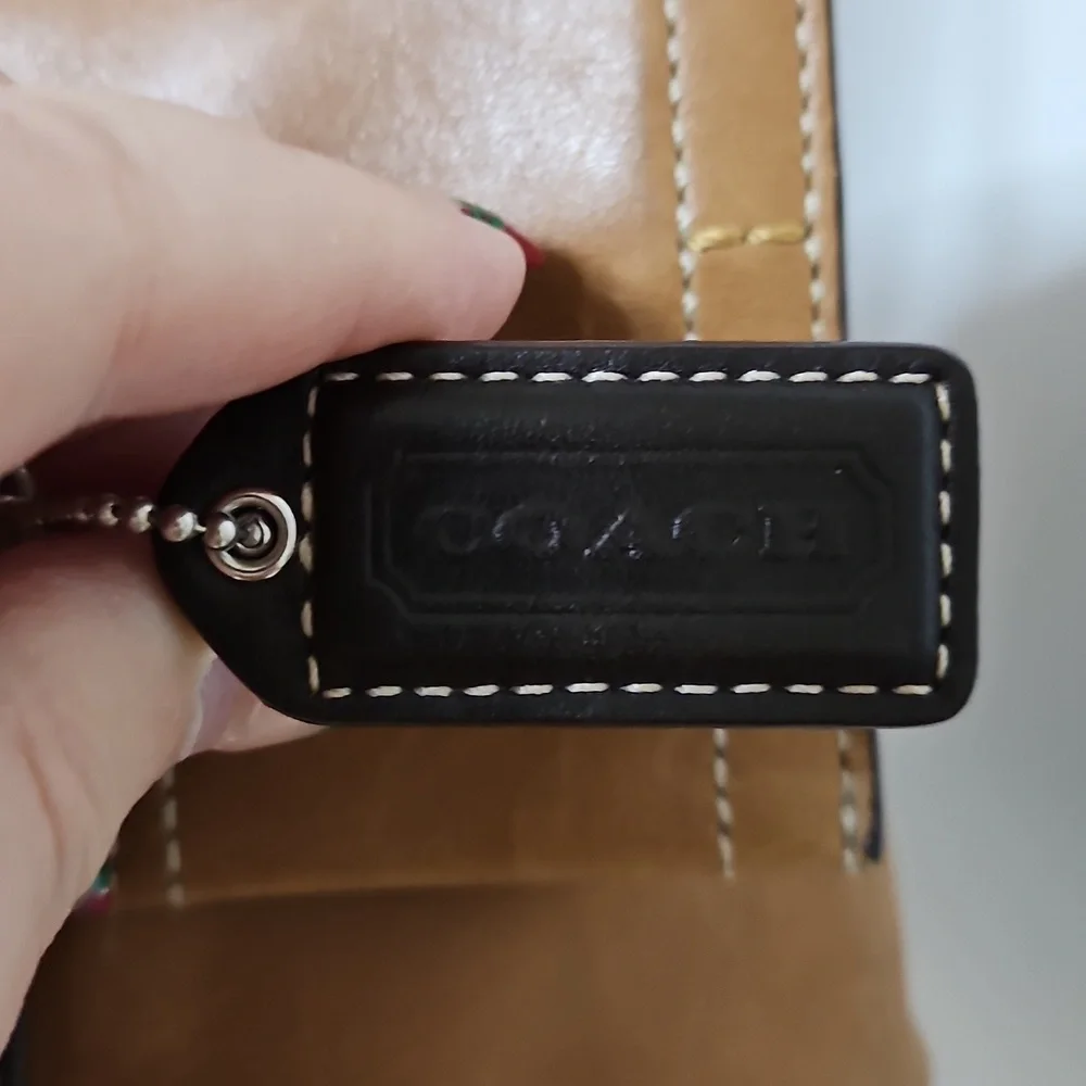 Gorgeous Coach Tan Florentine Leather Handbag